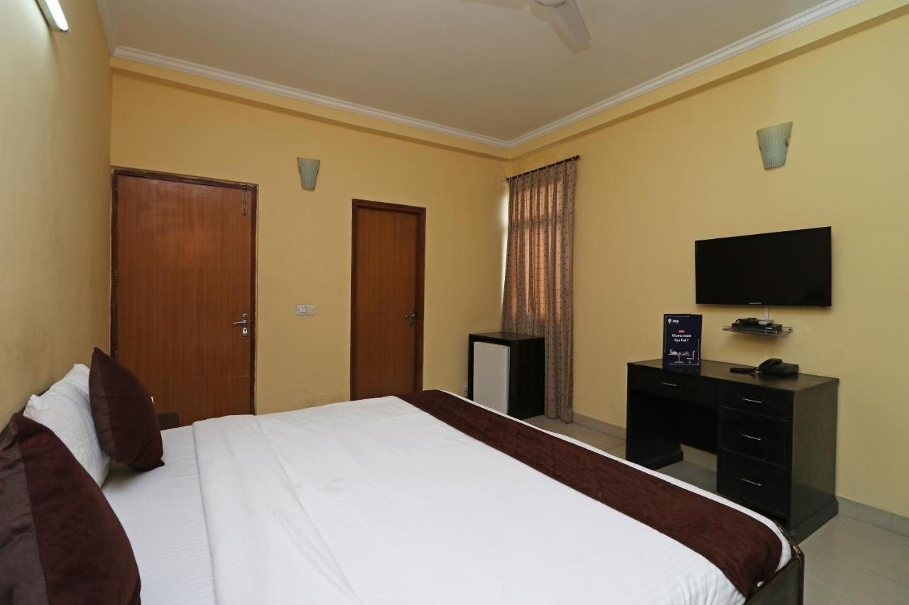 Hotel Oyo 6608 Sector 56 Badshahpur Exteriér fotografie